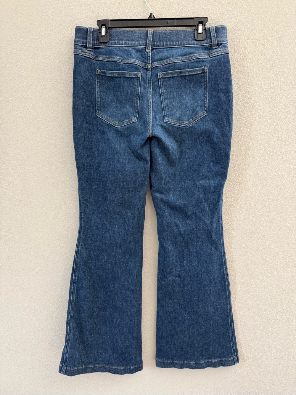 SPANX Pull On Blue Denim Flare Jeans XL - Picture 3 of 5